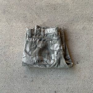 Wrangler Cargo Camo Pants